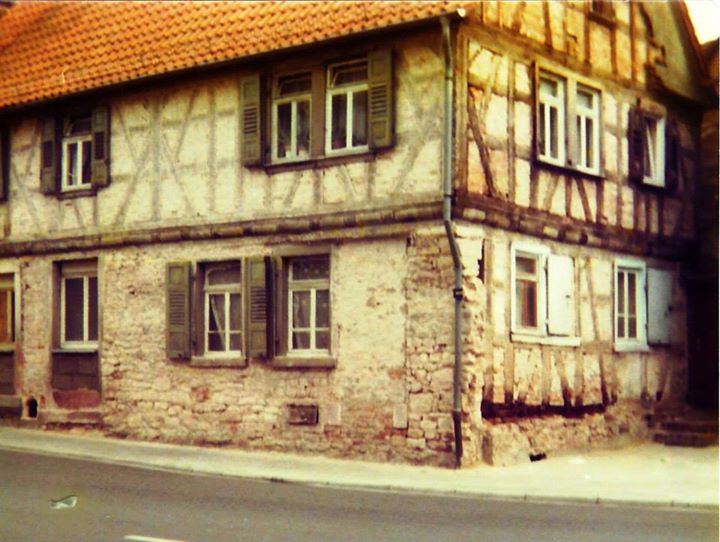 Datei:19xx Wilhelm-Leuschner-Platz 1 (1).jpg