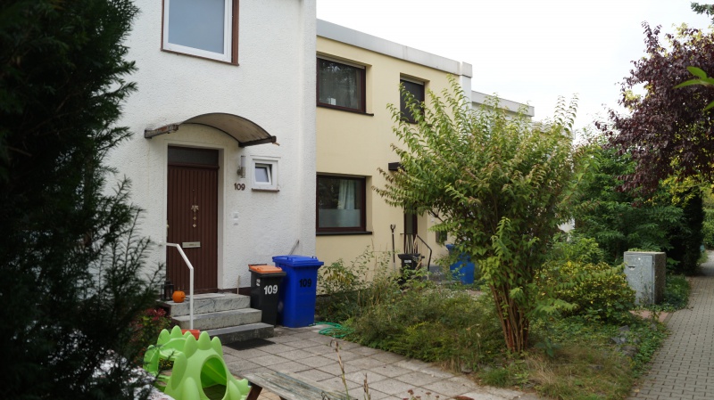 Datei:2015 Hagebuttenweg 103-111 (2).JPG