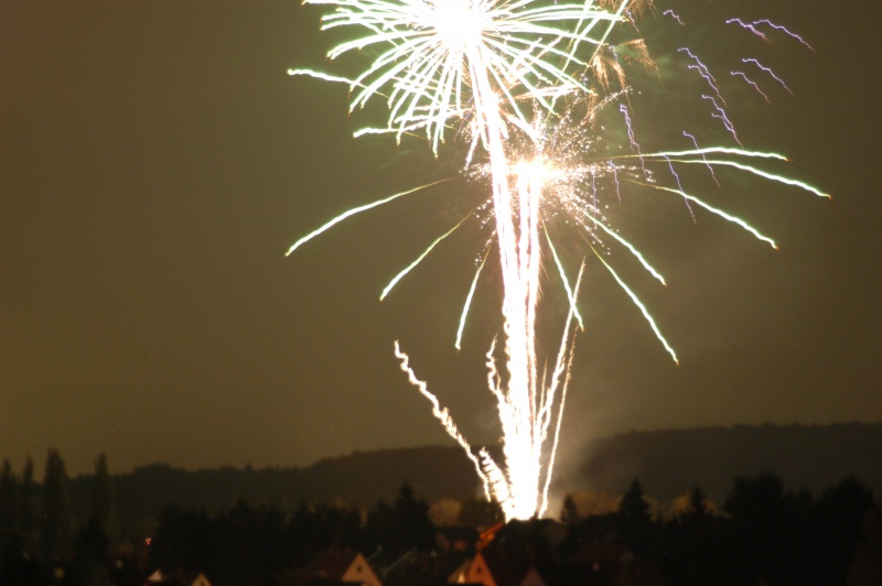 Datei:2003-06-27 Feuerwerk Ebbelwoifest 090.jpg