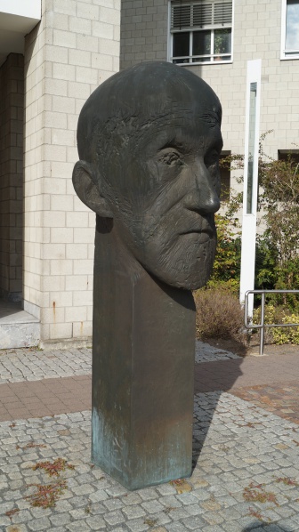 Datei:2015 Paul-Ehrlich-Institut (5).JPG