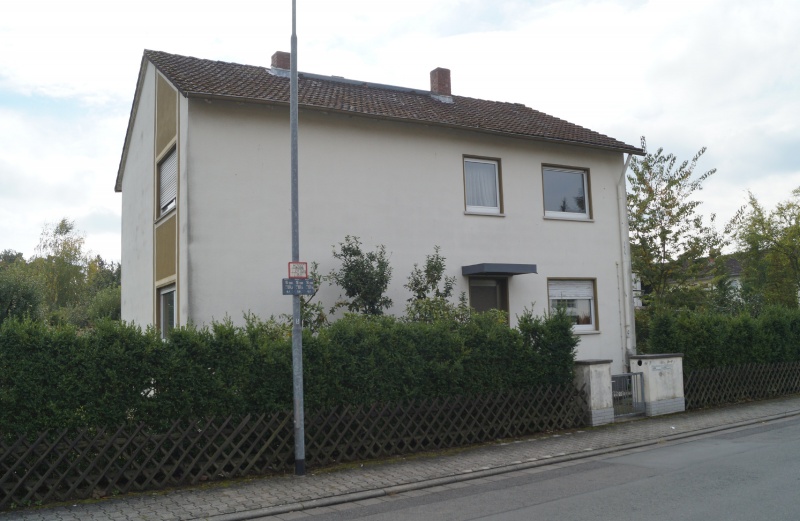 Datei:2015 Dresdener Straße 4 (2).JPG