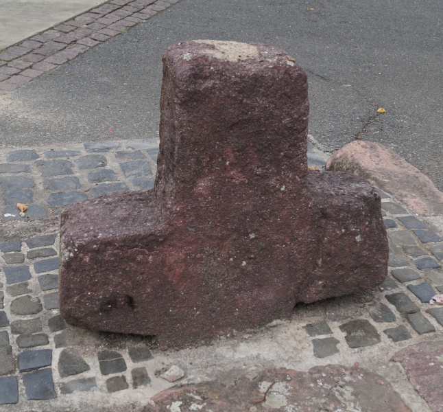 Datei:2015 Bachgasse Sühnekreuze (4).JPG