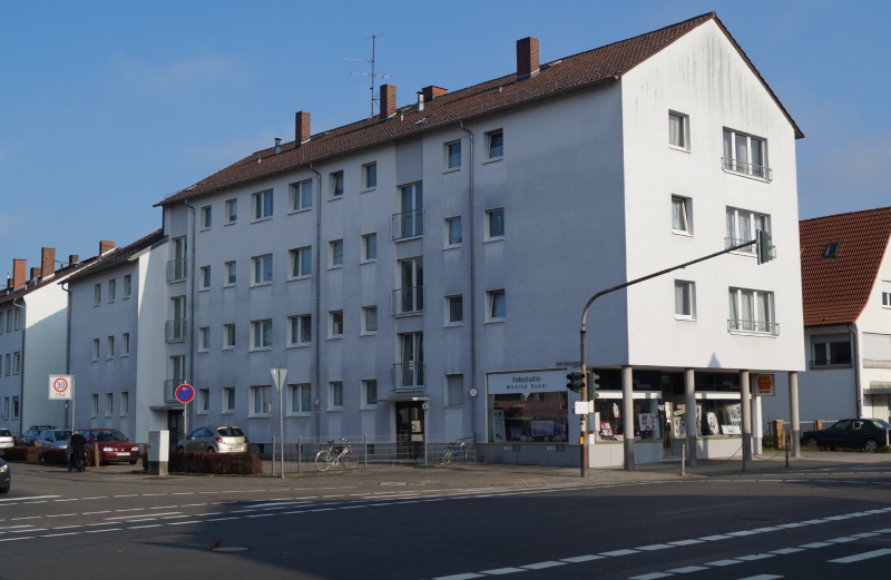 Datei:2015 Walter-Rietig-Str 6-8 (2).JPG