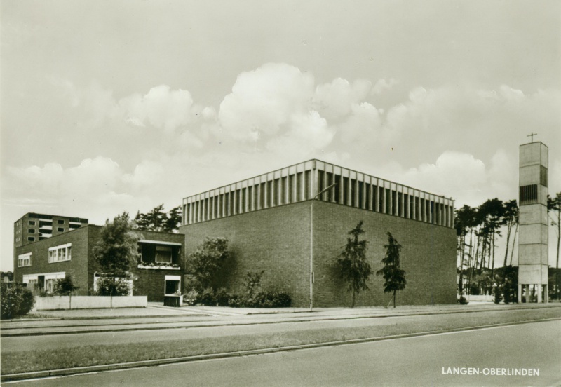 Datei:1965 Postkarte Oberlinden.jpg