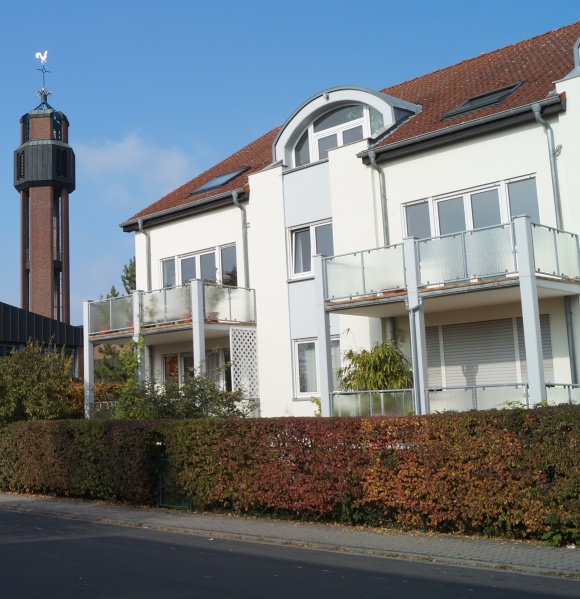 Datei:2015 Albertus-Magnus-Platz 8 (1).JPG