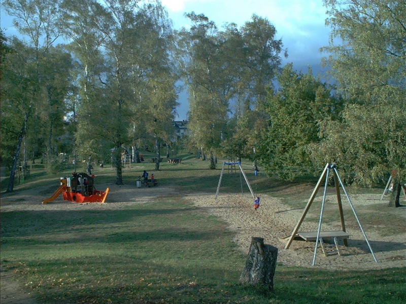 Datei:2002 Spielgelände Birkenwäldchen (2).JPG