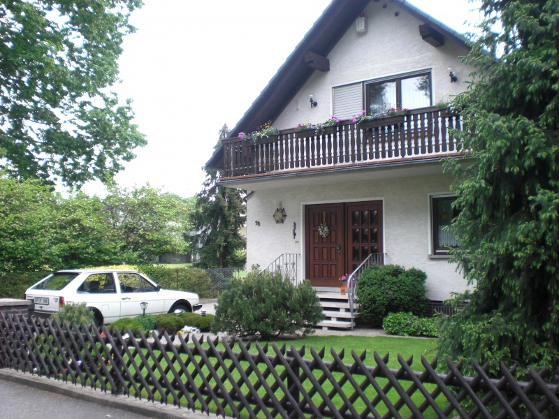 Datei:2008 Berliner Allee 98 (1).JPG