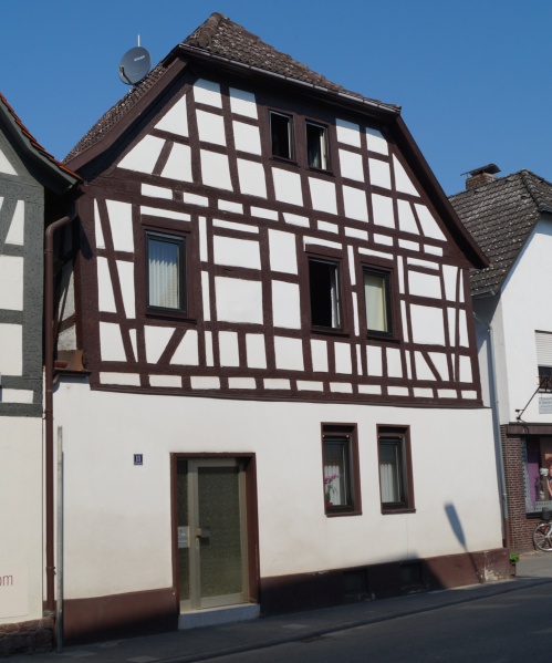 Datei:2015 Fahrgasse 11 (2).JPG