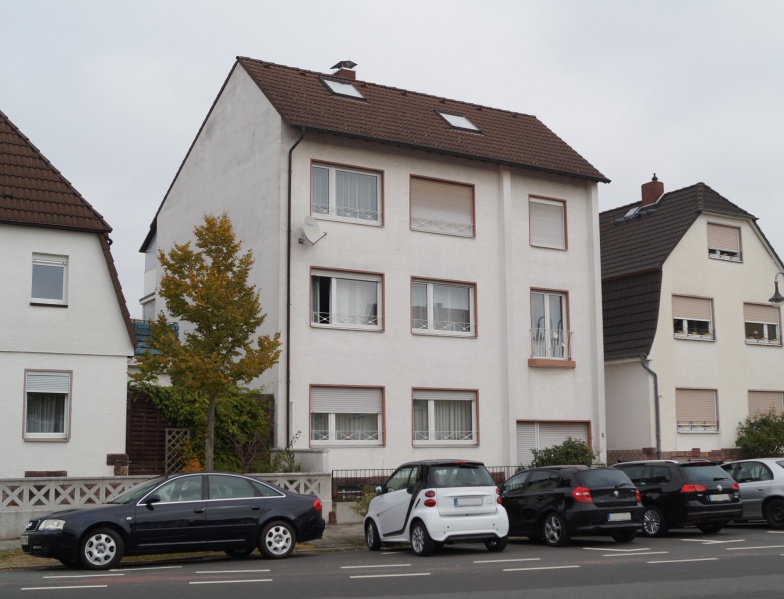 Datei:2015 Taunusplatz 5 (1).JPG