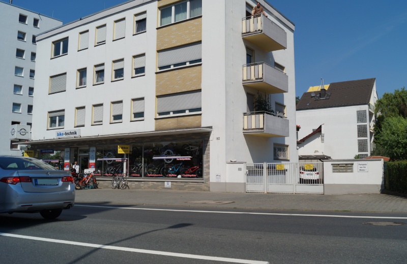 Datei:2015 Südliche Ringstraße 182 (1).JPG