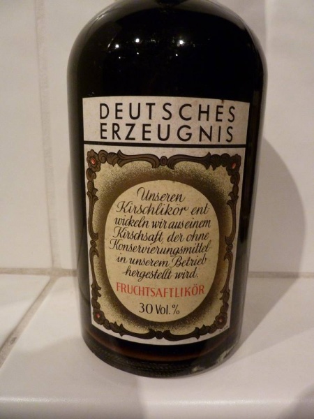 Datei:Scherer Kirschlikör (2).jpg