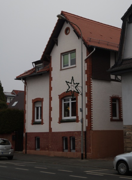 Datei:2016 Frankfurter Str 35 (2).JPG