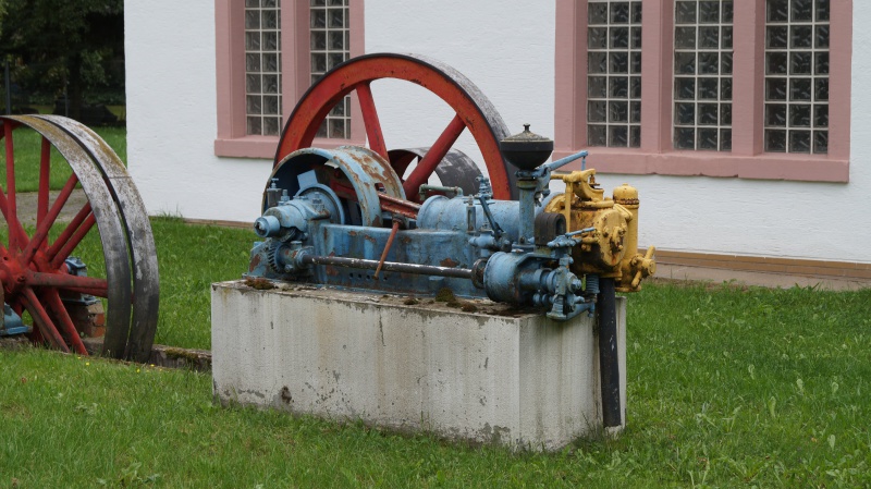 Datei:2015 Wasser-Pumpe (07).JPG