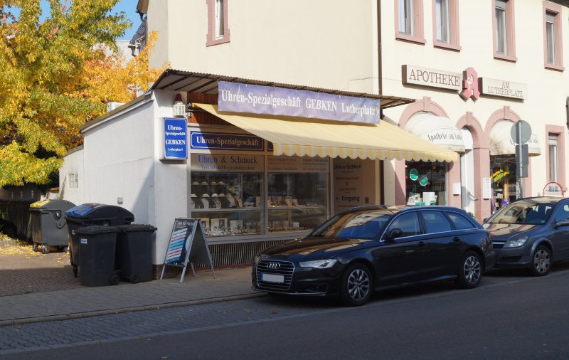 Datei:2015 Lutherplatz 9 (2).JPG