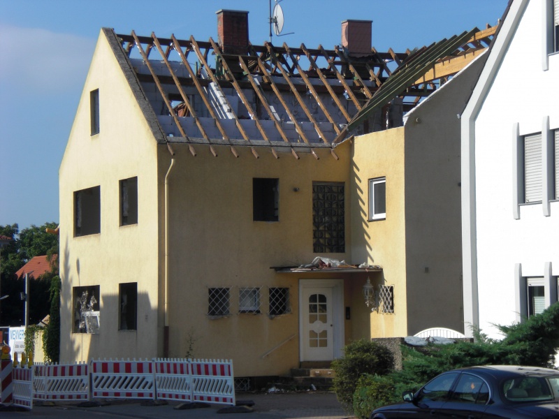 Datei:2008 Deutsches Haus Abriss (2).JPG