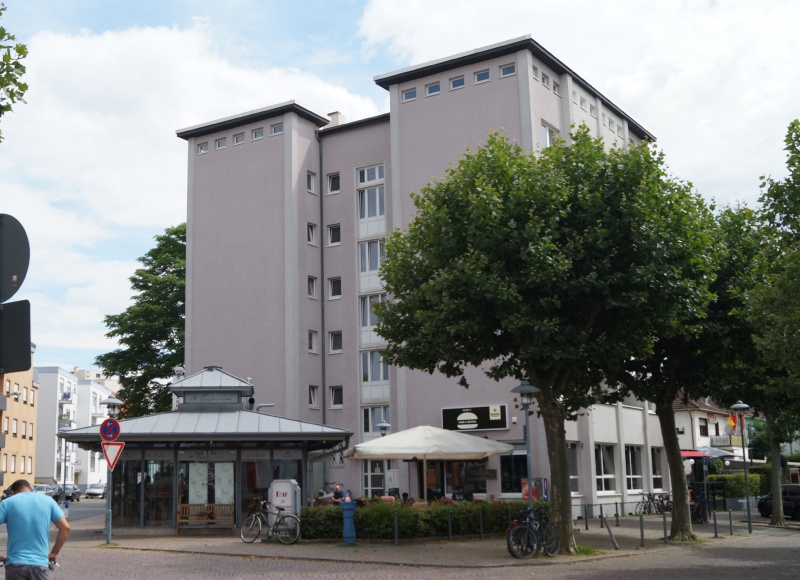 Datei:2016 Friedrichstr 1 02.JPG