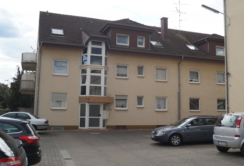 Datei:2015 August-Bebel-Str 18-20 (2).JPG