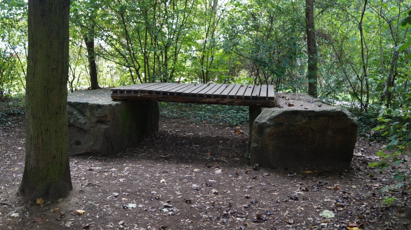 Datei:2015 Spielgelände Farnweg (5).JPG