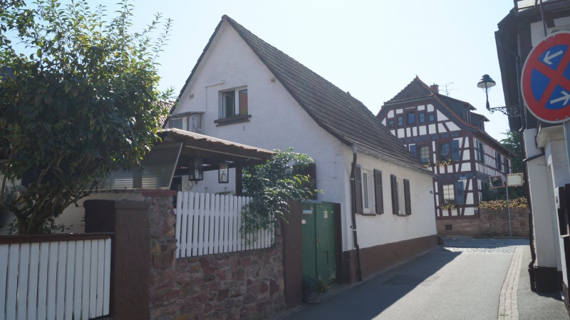 Datei:2015 Borngasse 16 (3).JPG