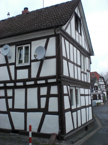 Datei:2008 Schulgäßchen 8 (1).JPG