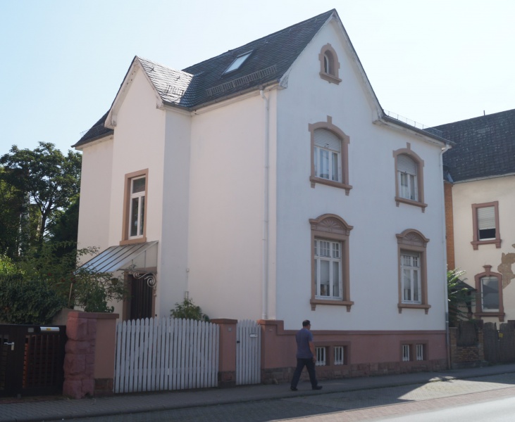 Datei:2016 Friedrichstr 14 (1).JPG