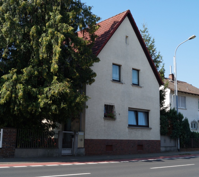 Datei:2016 Südliche Ringstr 15 (1).JPG