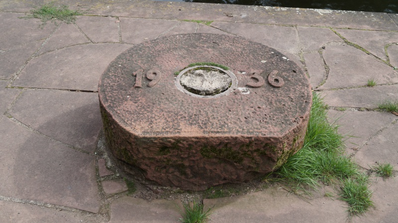 Datei:2015 Paddelteich (04).JPG