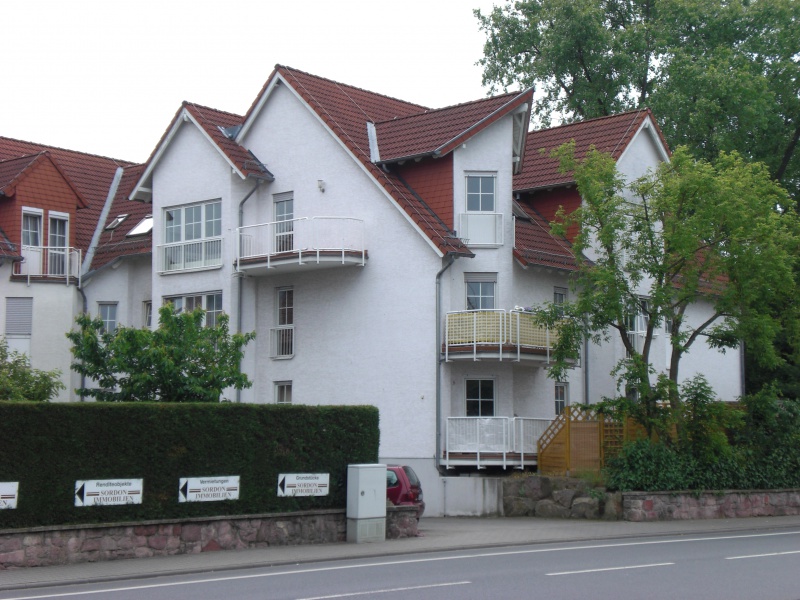 Datei:2008 Pittlerstr 1 (1).JPG