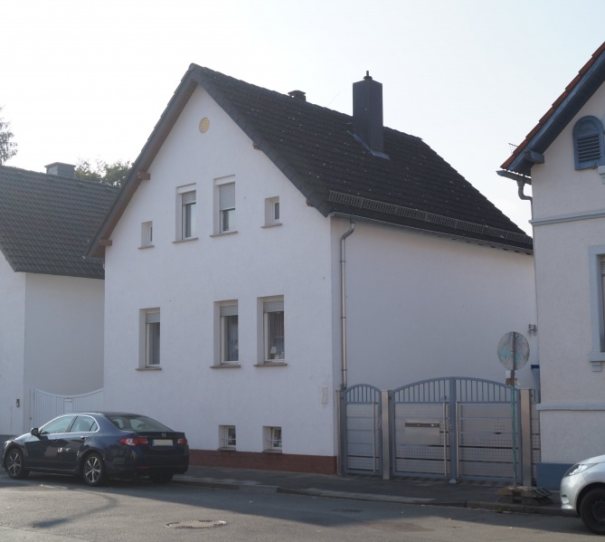 Datei:2015 Flachsbachstr 17 (1).JPG