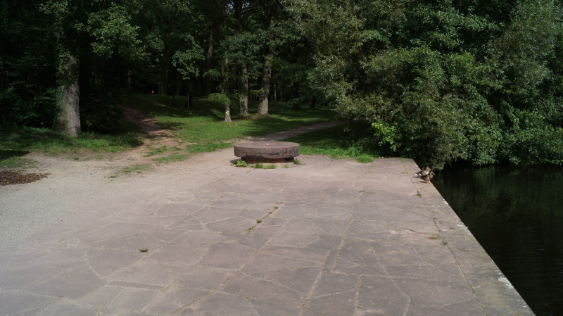 Datei:2015 Paddelteich (06).JPG